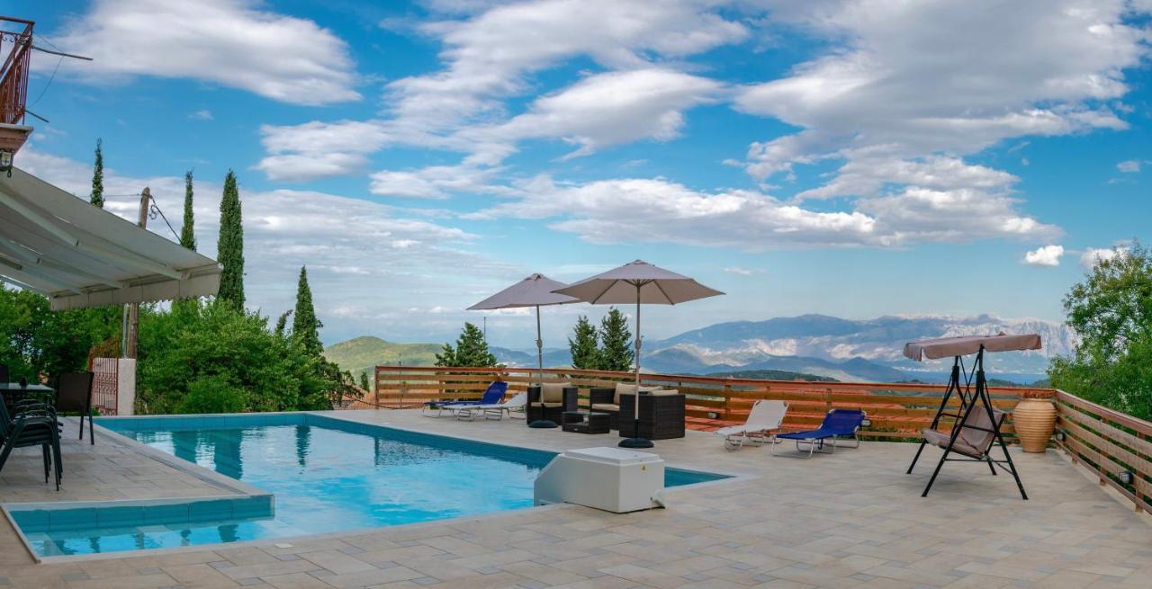 Petronas Villa Karia  Exterior photo