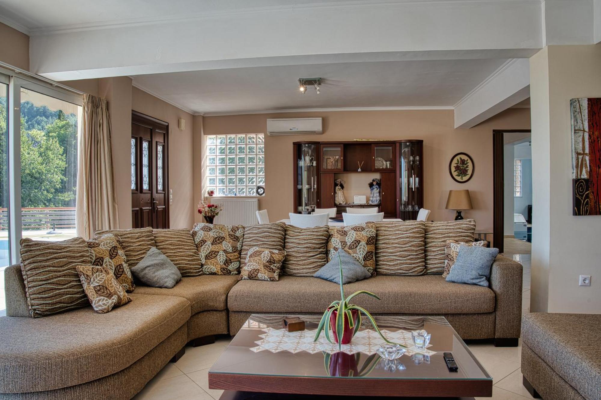 Petronas Villa Karia  Exterior photo