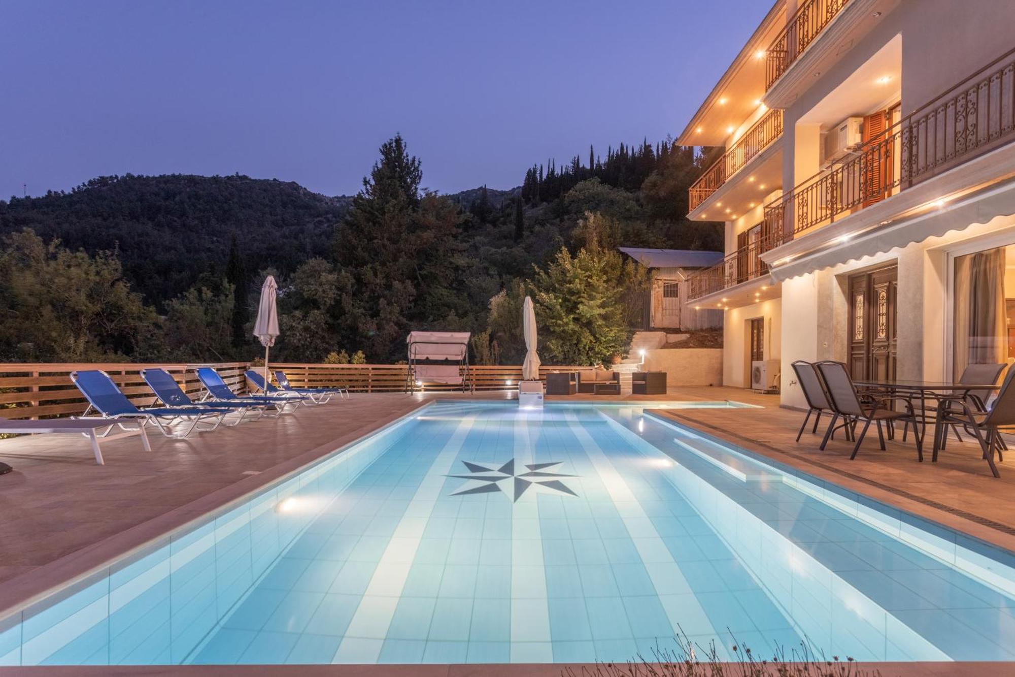 Petronas Villa Karia  Exterior photo